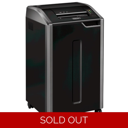 24 sheet capacity 4 x 38 mm Cross cut size DIN level P-4 Contemporary styled design with one-touch membrane covered control panel 260 mm wide throat